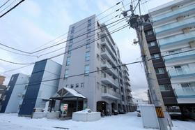 北海道札幌市中央区南十七条西１０ 7階建 築33年6ヶ月
