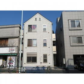 東京都足立区小台１ 3階建 築15年9ヶ月
