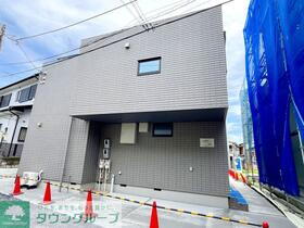 神奈川県小田原市扇町１ 2階建
