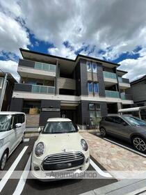 ラルゴ・シルエラ