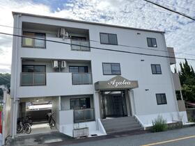 兵庫県姫路市白国４ 3階建