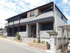 東京都町田市下小山田町 2階建
