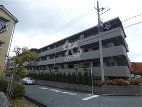 兵庫県神戸市西区竜が岡４ 3階建