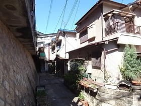 兵庫県神戸市垂水区千代が丘２ 2階建 築53年5ヶ月