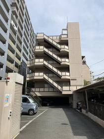 東京都品川区南大井１ 6階建 築44年9ヶ月