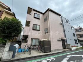 東京都足立区東綾瀬１ 3階建