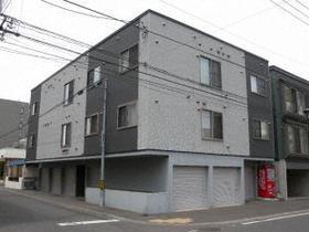 北海道札幌市中央区南九条西１３ 3階建 築16年8ヶ月