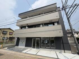 大阪府大阪市平野区平野本町５ 3階建 