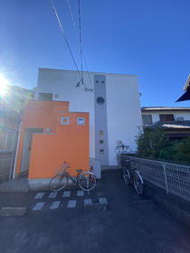 静岡県浜松市中央区曳馬６ 2階建 築17年5ヶ月