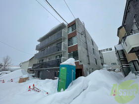 北海道札幌市西区宮の沢二条２ 4階建 築2年4ヶ月