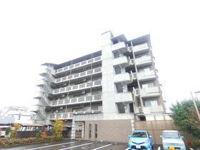 ｖｉｌｌａ　ｂｒｉｃｋ 6階建