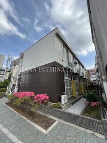 東京都足立区千住橋戸町 2階建