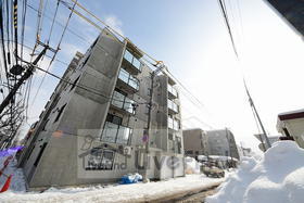 北海道札幌市豊平区平岸二条１０ 5階建 築1年4ヶ月