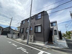 東京都板橋区三園１ 2階建