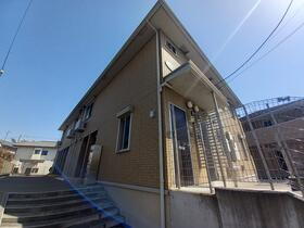 神奈川県横浜市港北区小机町 2階建