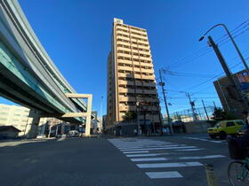 福岡県福岡市博多区堅粕１ 賃貸マンション