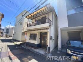 大阪府羽曳野市高鷲１０ 築55年3ヶ月 2階建