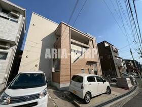 大阪府豊中市宝山町 2階建 築7年3ヶ月