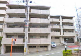 大阪府豊中市西緑丘２ 5階建