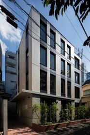 ＯＡＫ　ＶＩＬＬＡ　ＳＯＵ目黒 地上4階地下1階建