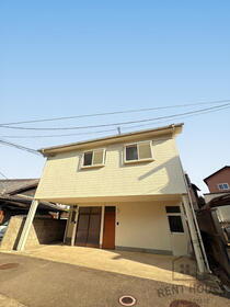 大阪府泉南郡熊取町野田２ 2階建 築49年2ヶ月