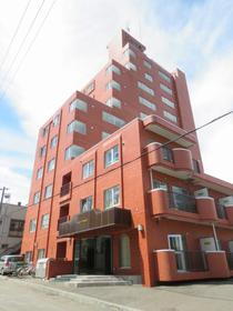 北海道札幌市手稲区手稲本町一条１ 11階建 築34年8ヶ月