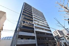 大阪府大阪市西区九条南１ 13階建