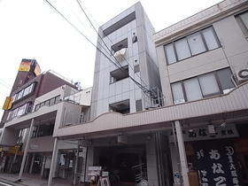 兵庫県西宮市甲子園口３ 5階建 築21年8ヶ月