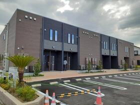 富山県富山市山室荒屋新町 2階建