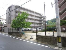 福岡県福岡市中央区小笹１ 5階建 築23年1ヶ月