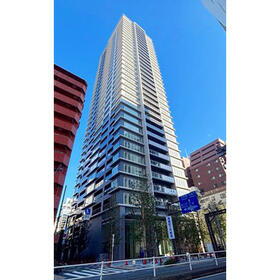 東京都新宿区四谷４ 賃貸マンション