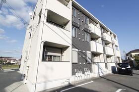 奈良県香芝市逢坂１ 3階建 築9年7ヶ月