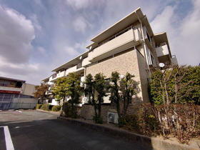 静岡県浜松市中央区葵東２ 3階建 築34年4ヶ月