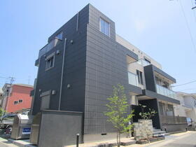 千葉県船橋市本中山７ 賃貸マンション