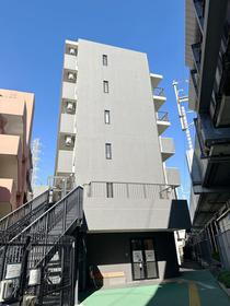 神奈川県横浜市港北区樽町２ 6階建 築4年4ヶ月
