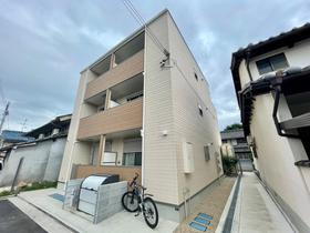 大阪府藤井寺市道明寺４ 3階建 築1年9ヶ月