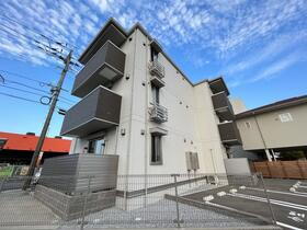 福岡県福岡市城南区長尾３ 3階建 築5年3ヶ月