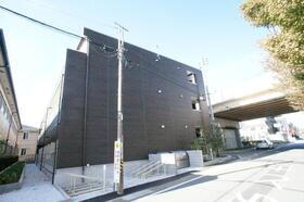 神奈川県大和市下鶴間 3階建 築6年9ヶ月