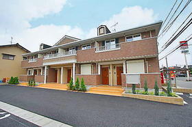 熊本県熊本市東区小峯４ 2階建 築10年1ヶ月