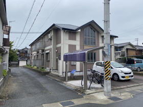 兵庫県姫路市青山１ 2階建