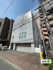 北海道札幌市西区琴似二条６ 4階建 築26年9ヶ月