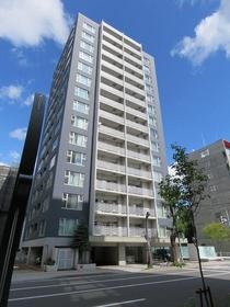 北海道札幌市中央区北二条西１０ 15階建 築17年8ヶ月
