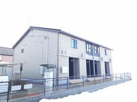 新潟県長岡市左近２ 2階建 築1年6ヶ月