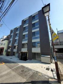 東京都中野区沼袋１ 地上4階地下1階建 築3年4ヶ月