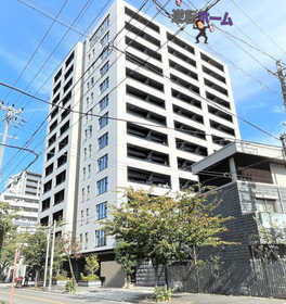 愛知県名古屋市東区泉３ 13階建 築5年5ヶ月
