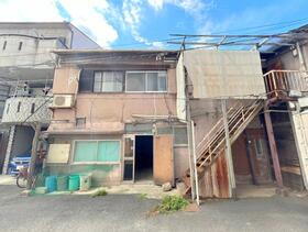大阪府大阪市平野区平野本町１ 2階建