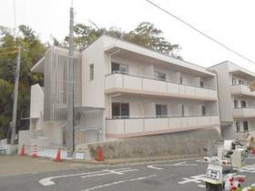 神奈川県横浜市栄区笠間２ 3階建 築11年11ヶ月