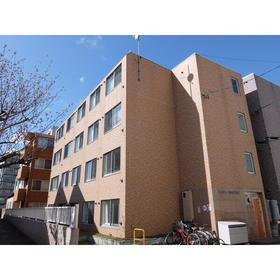 北海道札幌市西区二十四軒一条４ 4階建 築18年4ヶ月