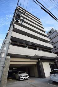 大阪府大阪市北区中津６ 9階建