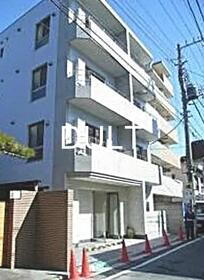 東京都豊島区池袋本町２ 4階建